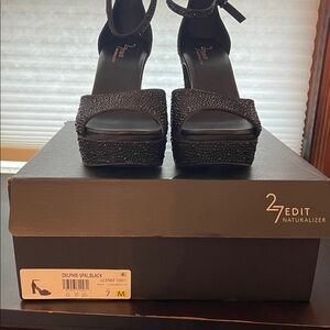 Naturalizer Black Textured Heels